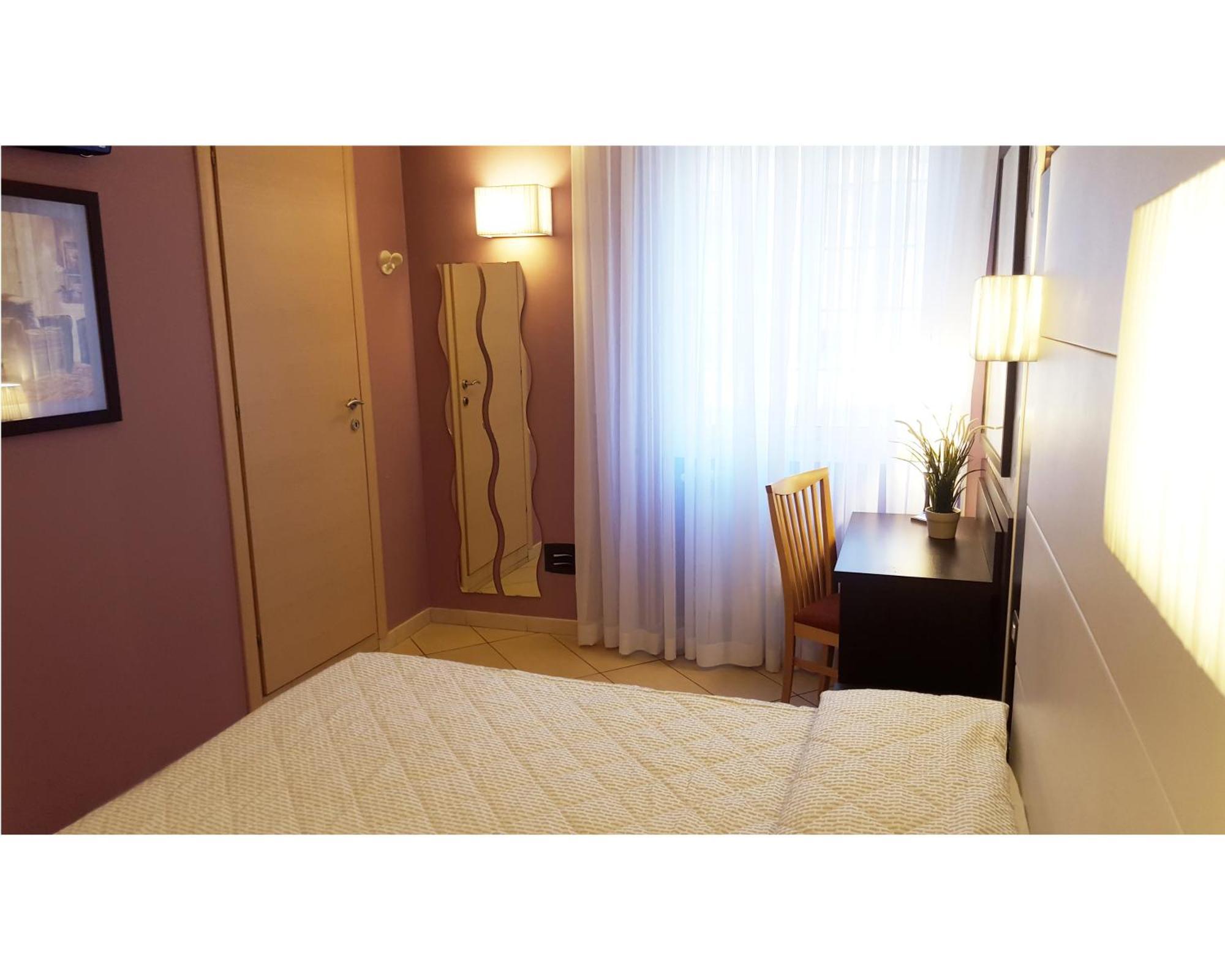 B&B Emozioni Romane Luaran gambar